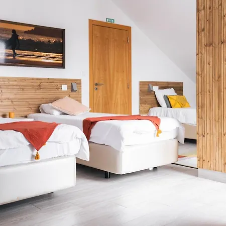 Alojamento de Acomodação e Pequeno-almoço Ferrel Surf House *